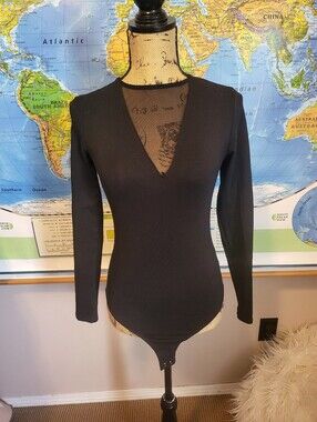 Express Black Long-Sleeve V-Neck Bodysuit